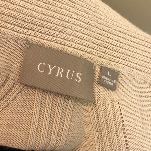 Lightweight Beige Cardigan by Cyrus, Size Large - Picture 4 of 5